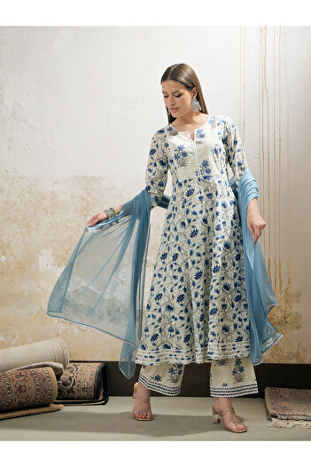 Sassafras By Styli Off White Floral Anarkali Kurta with Pencil Pants and Dupatta Set