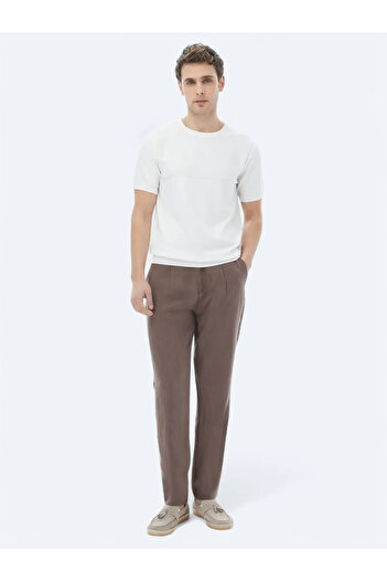 Kip Menswear Πλεκτό μπλουζάκι με λαιμόκοψη με κανονική εφαρμογή, βισκοζένιο μείγμα, αντίστροφο πλέγμα, λευκό TRK-1394