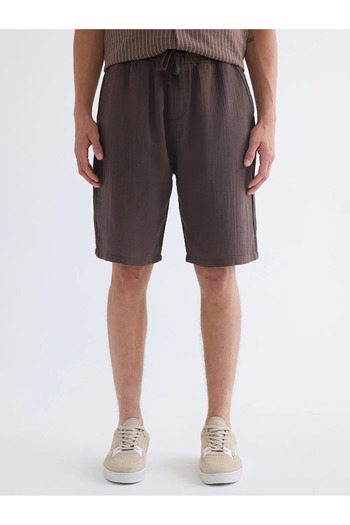 LC Waikiki Xside brown comfortable fit muslin men's shorts