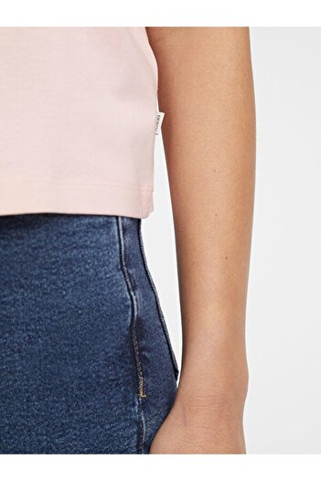 Guess Gj Ss Cn Boxy Women's Boxy Fit T-Shirt