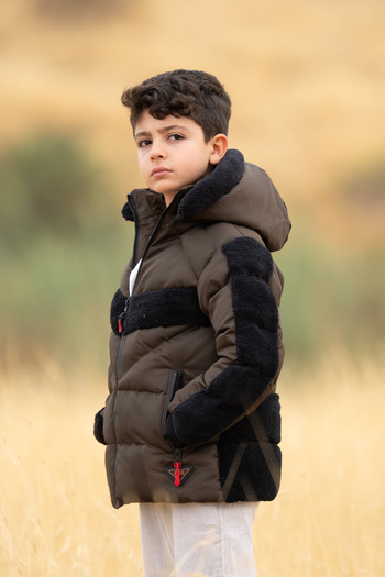 FREE ARSLAN COLLECTİON Boy's Inflatable Water Repellent Black Children's Coat with Plush Fur Inside and Detachable Hood