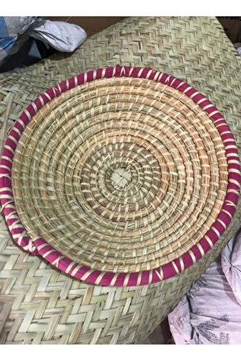 Gerenic Traditional Palm Leaf Bread Storage Holder