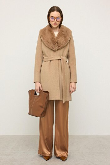 Olcay Shawl Collar Fur Waist-Tied Coat A.Kamel 3093