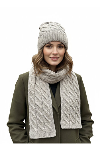 derikem Women's Wool Winter Stylish Knitted Beanie and Scarf Two-Piece Set
