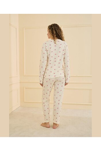 pijamaworld Waffle Knit Pajama Set with Cuff Sleeves and Patch Pockets
