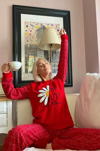 Pijamaevi Red Daisy Patterned Women's Plush Pajama Set