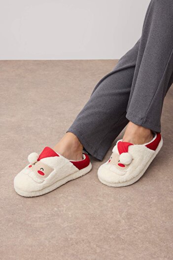 TRENDYOL SHOES New Year's Themed Women's House Slippers with Pompom Hat Detail Takaw26Er00011