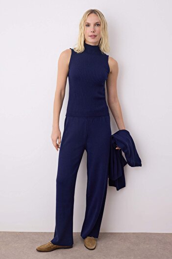 Trendyol Collection Navy Blue Accessory Detailed 3-Piece Cardigan-Blouse-Pants Knitwear Set Twoaw26Au00049