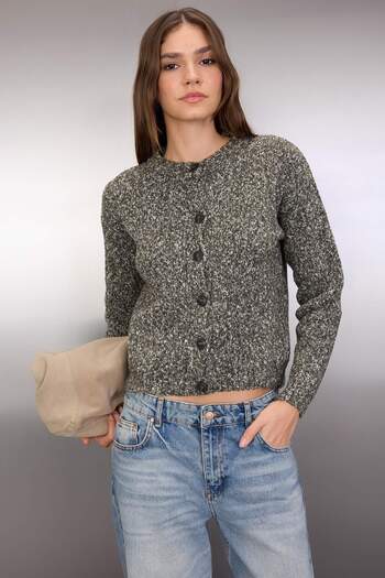 Trendyol Collection Khaki Boucle Yarn Knitwear Cardigan Twoaw26Hi00199