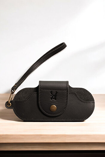 Modica Manila - Genuine Leather Eyewear Case |   Stylish and Durable Unisex Design with Hand Grip