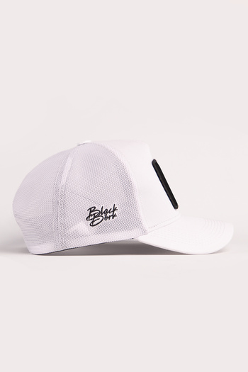 BlackBörk Біла кепка Trucker з логотипом Aslan