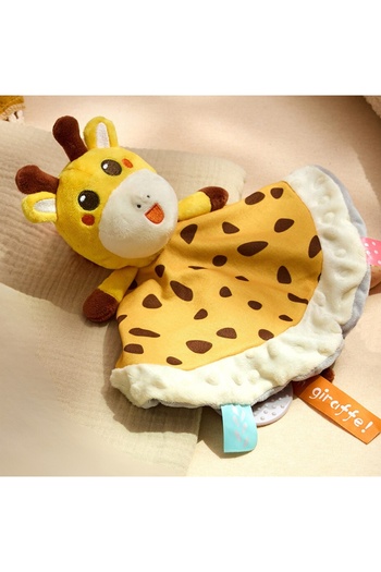 tumama Baby blanket giraffe pattern with two teething rings, animal doll, soft