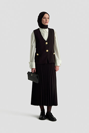 Armine Stylish Suit with Large Gold Buttons and Pleated Skirt for Autumn-Winter