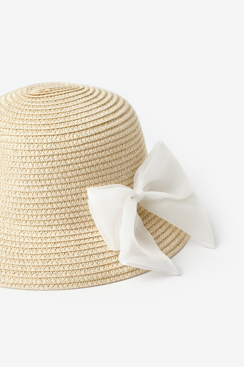Le Mabelle Girl's Straw Bucket Hat with White Bow Detail