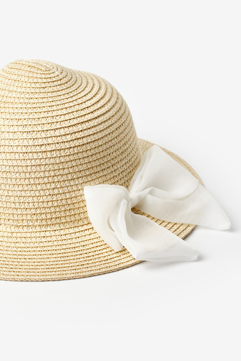Le Mabelle Girl's Straw Hat with White Bow