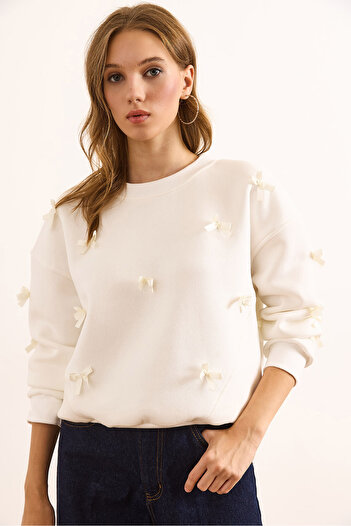 Olalook Women's White Asymmetrical Stitching Detailed Bow Ruffled Sweatshirt Swt-19000738