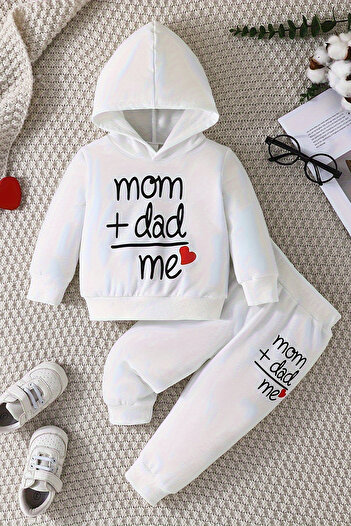 ADABEBEK Premium Mom Dad Me Printed Top and Bottom Baby Set 24322