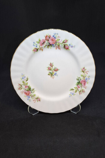 Royal Albert Moss Rose Bone China English Porcelain Cake Plate with Pink Flowers 17.5 cm