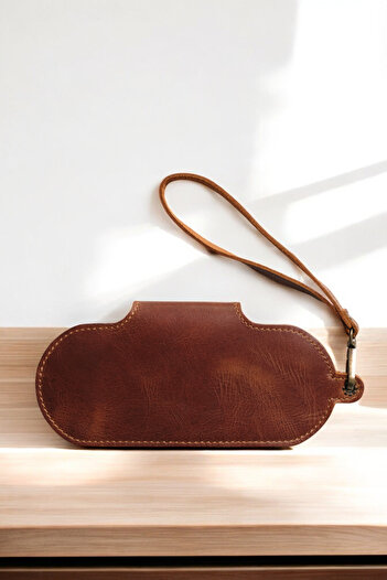 Modica Manila - Genuine Leather Eyewear Case |   Stylish and Durable Unisex Design with Hand Grip
