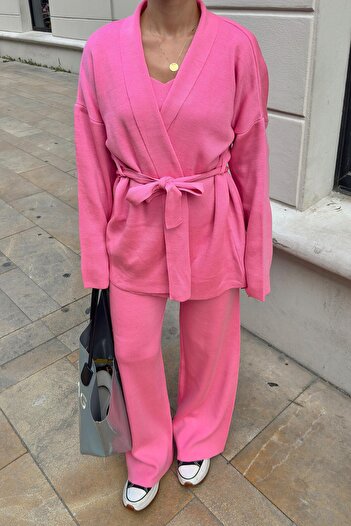 Swist Pembe Kuşaklı Hırka-Askılı Crop-Pantolon 3'lü Kadın Triko Takım