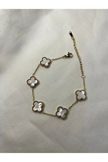 Fam&Co Jewelry Elegant Bracelet with Gold Color Clover Figure