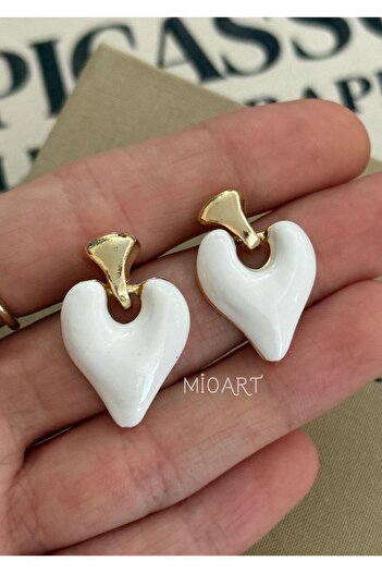 MioArt أقراط نسائية على شكل قلب من مينيلي