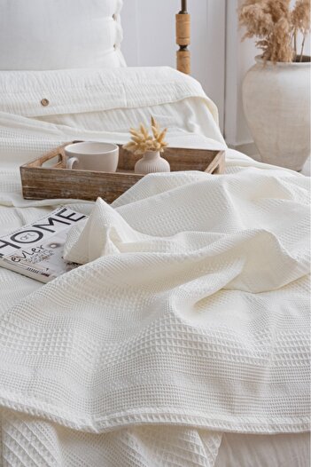 Dokubba - 210 X230 cm Cotton Pique. Double Pike.