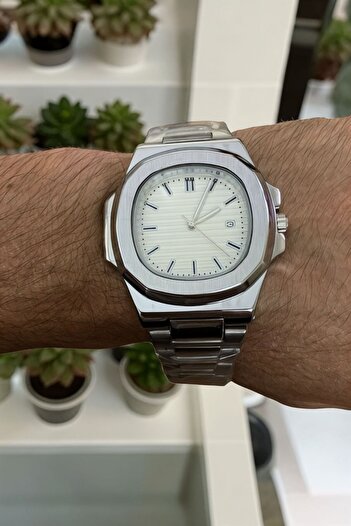 Eyiser Store Eşref Single Cream Color Dial Quartz, with Calendar & Butterfly Clip Metal Men's Wristwatch |   In a Special Box