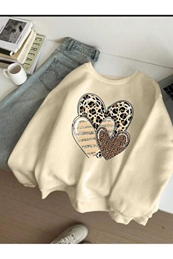 herkesemoda Heart Pattern Detailed Crew Neck Fleece Sweatshirt