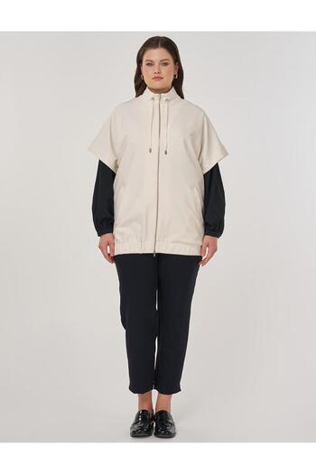 Kayra High Neck Vest Cream