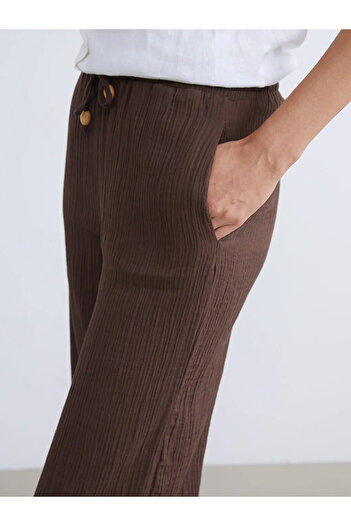LC Waikiki Elastic Waist Textured Muslin Women's Trousers