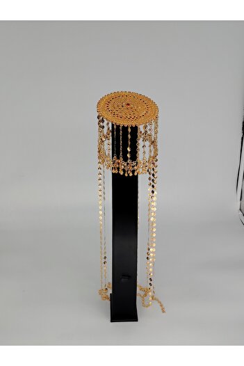 Generic Sheikha's head, 21-karat gold alternative