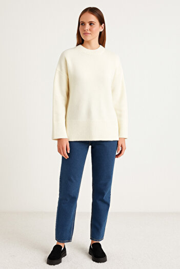 ensade Casual Fit Modern Knit Sweater - Cream - Everyday Elegance with Oversized Style