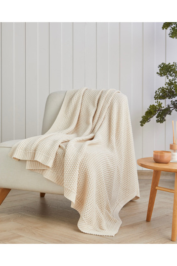 English Home Simple White Sofa Throw 130X170 cm Ecru