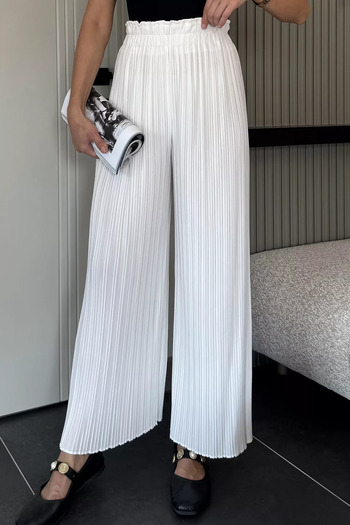 julude Cream Women's Pleated Wide-Leg Trousers