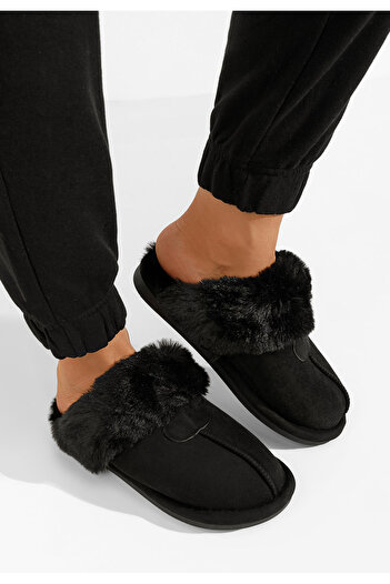 B T Shoes Černé domácí pantofle Zonya