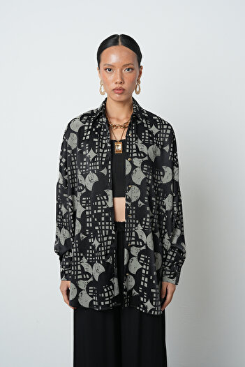 Orfeo Negro Women's Black Color Mixed Pattern Oversize Cut Hijab Shirt