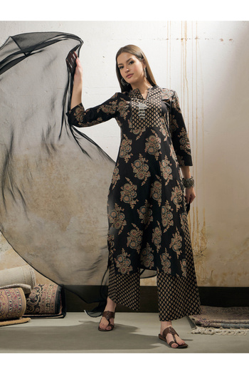 Sassafras By Styli Black Floral Straight Kurta with Pencil Pants and Dupatta Set