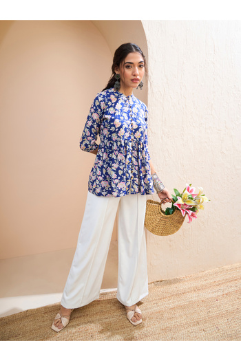 Sassafras By Styli Blue Floral Buttoned Gathered Kurti