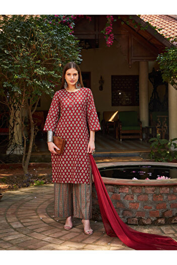 Sassafras By Styli Maroon Floral Straight Kurta with Pants and Dupatta Set