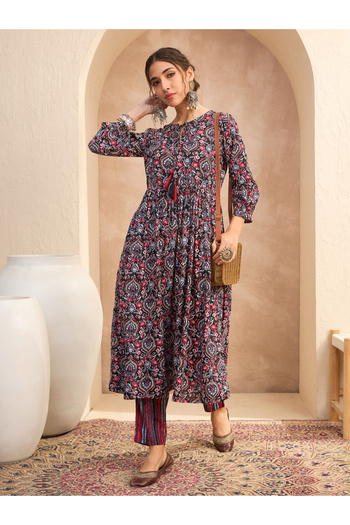 Sassafras By Styli Black Floral Gathered Kurta and Pants Set