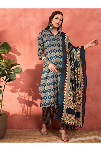 Sassafras By Styli Navy Geometric Print V-Neck Kurta with Pencil Pants and Dupatta Set