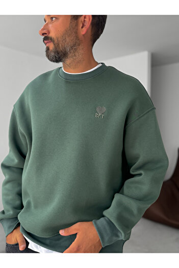 BYBASICMAN Koyu Yeşil Kalp Nakışlı Basic Oversize Sweatshirt TW-7080