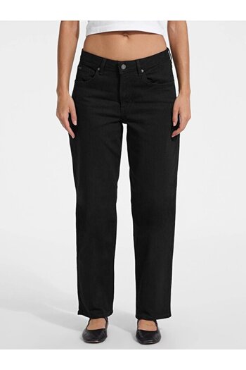 Guess Jeans Women's Regular Fit Jean