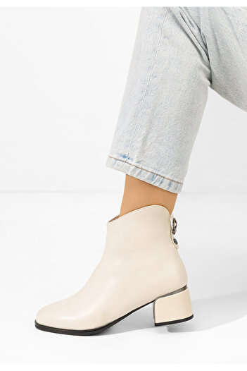 B T Shoes Γυναικεία Μποτίνια Josy μπεζ