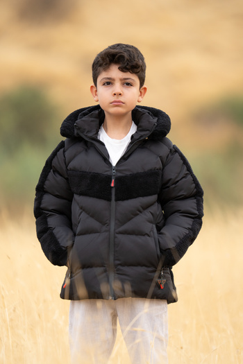 FREE ARSLAN COLLECTİON Boy's Inflatable Water Repellent Black Children's Coat with Plush Fur Inside and Detachable Hood