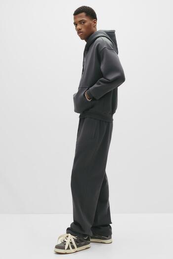Pull & Bear Bol kesim jogger pantolon