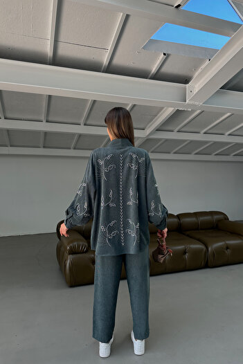 MİA NOURA Women's Kimono Back and Sleeves Are Embellished with Beads Velvet Fabric Kimono Pants Set