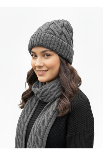 derikem Women's Wool Winter Stylish Knitted Beanie and Scarf Two-Piece Set