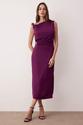 Trendyol Collection Purple Accessory Detailed Midi Woven Dress Twoss25El00862